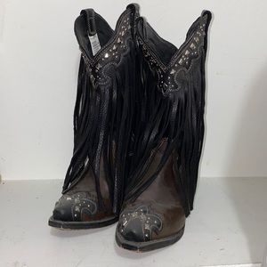 Rockin country fringed cowgirl boots barely worn